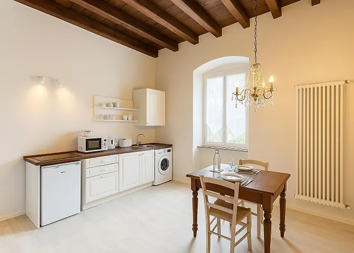 Chez Amelie Apartment *